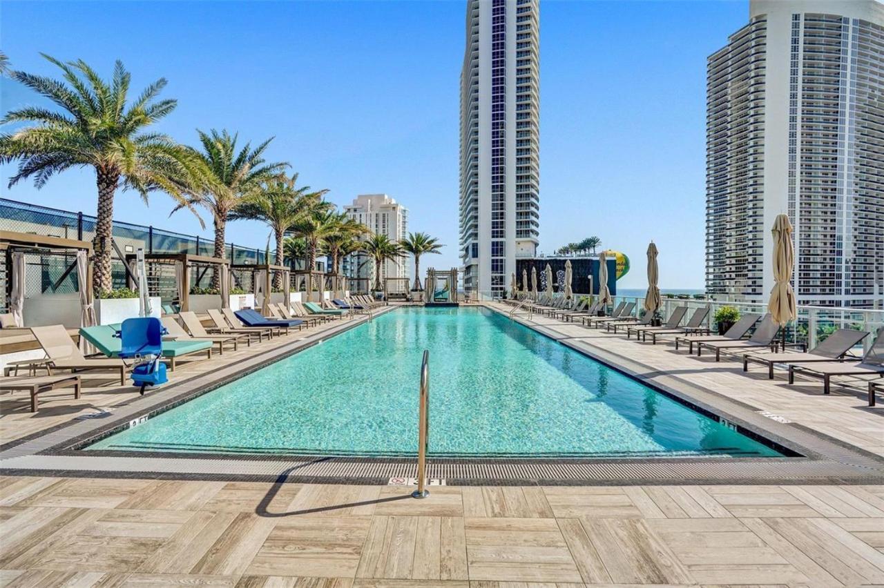 Hyde Beach House Three-Bedroom, Waterfront, Ocean And Intercostal View, Rooftop Pool, 5 Min Walk To Beach Голливуд Экстерьер фото