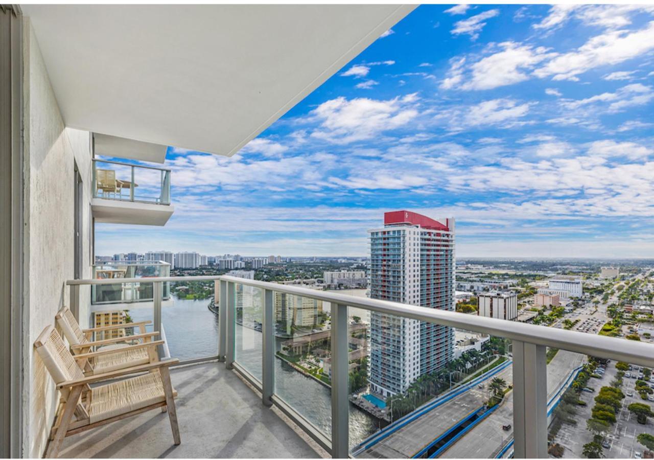 Hyde Beach House Three-Bedroom, Waterfront, Ocean And Intercostal View, Rooftop Pool, 5 Min Walk To Beach Голливуд Экстерьер фото
